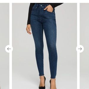 Good American Good Legs w/ Raw Chewed Hem Jeans